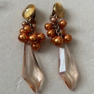 Vintage 80’s clip statement earrings